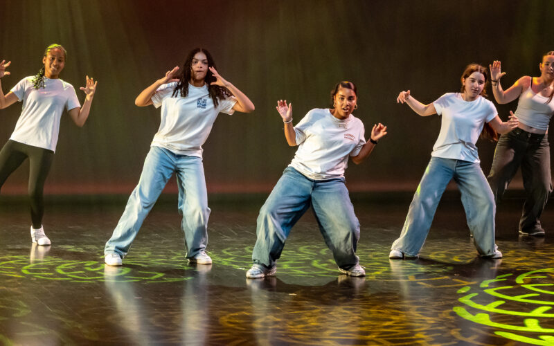 Danse k-pop La KAB MJC La Celle Saint-Cloud